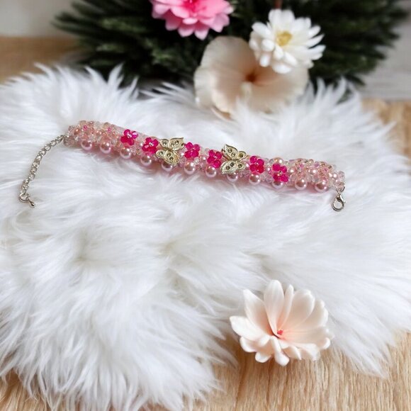 Baby Pink Faux Pearl Fuchsia Bead and Silver Butterfly Beaded Bracelet - Picture 6 of 11